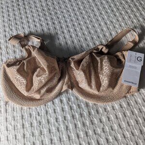 Chantelle bra